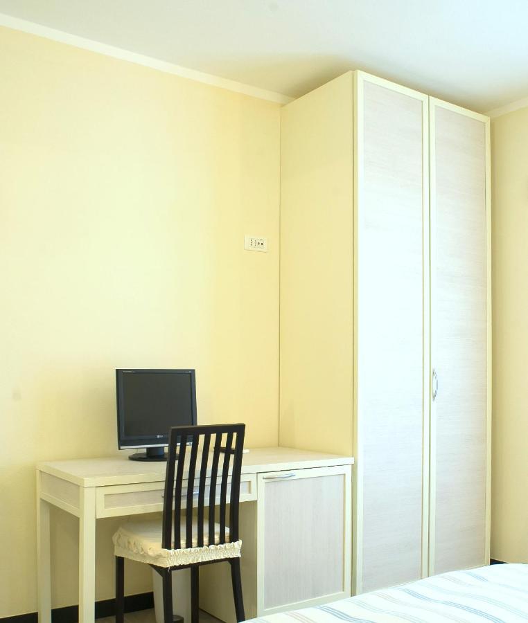 A Durmi Hotell Levanto Exteriör bild