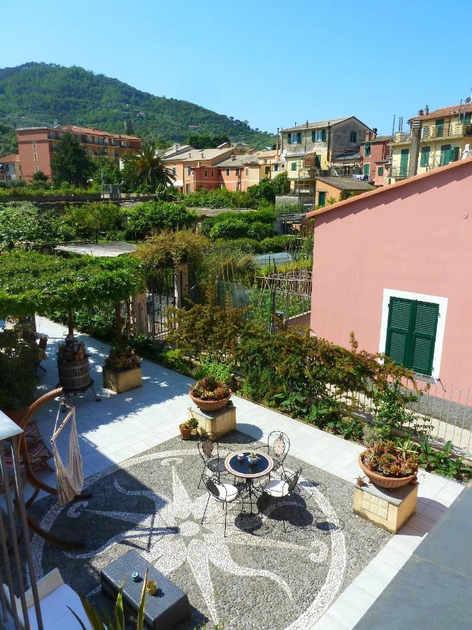 A Durmi Hotell Levanto Exteriör bild