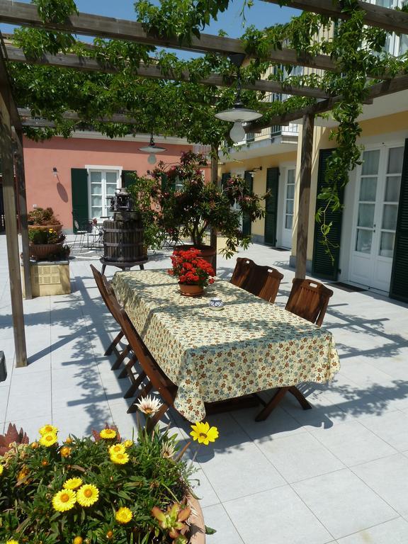 A Durmi Hotell Levanto Exteriör bild