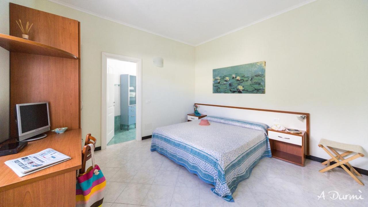 A Durmi Hotell Levanto Exteriör bild